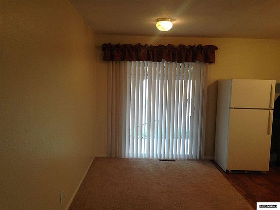 4th image of 1548 Oxford Ave