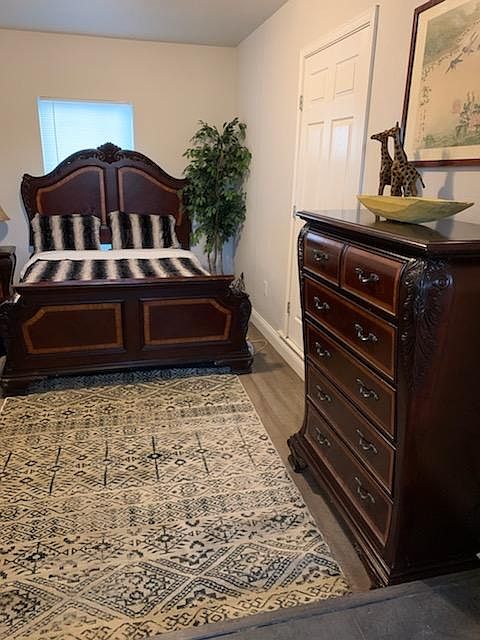 2nd image of 1308 Chestnut Ave #1