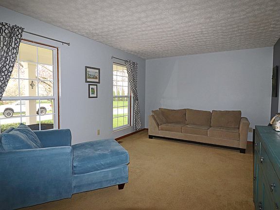 5th image of 491 Springwood Lake Dr