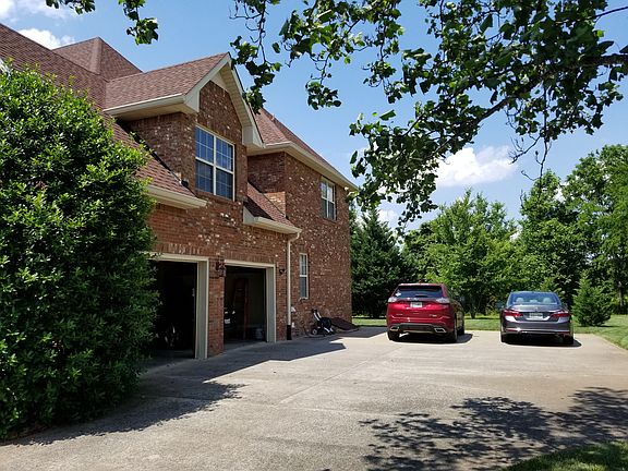 5th image of 404 Bentbrook Dr