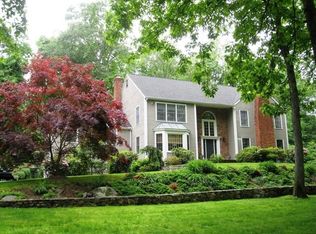 321 Sturges Ridge Rd, Wilton, CT 06897