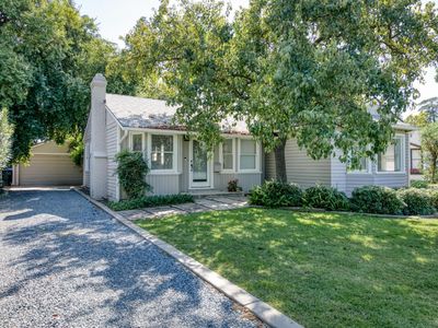 822 E Dayton Ave, Fresno, CA, 93704