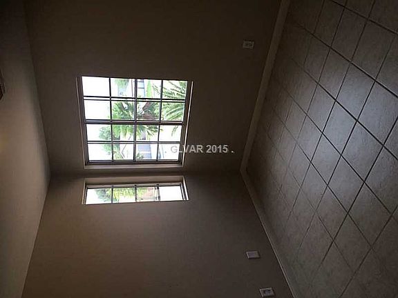 4th image of 1700 Running Creek Dr