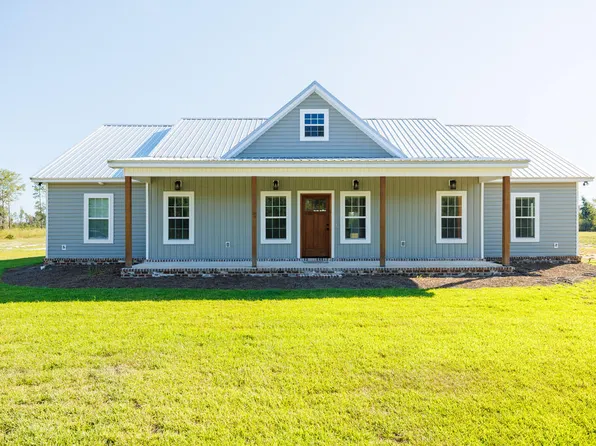 72 River Rd, Lakeland, GA 31635