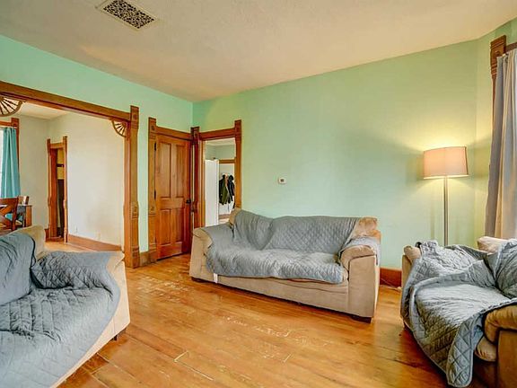 3rd image of 54 N 2nd St