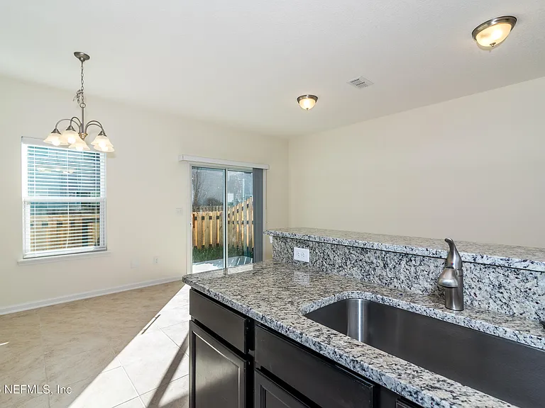 129 Moultrie Village Ln — Photo 9