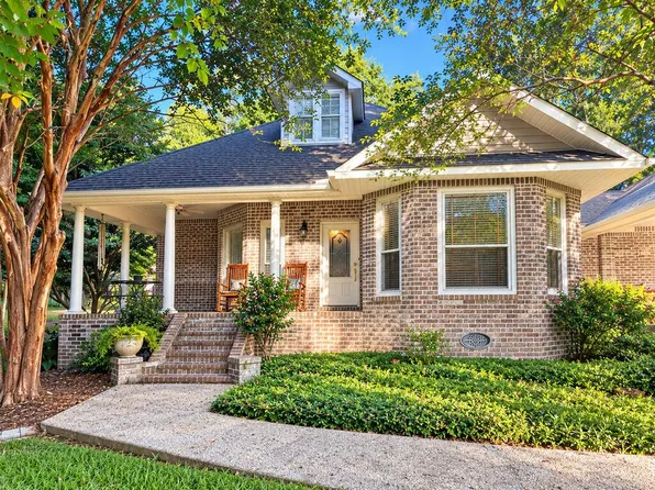 16 Timber Creek Dr, Picayune, MS 39466