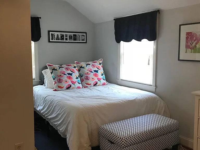 631 N Oakland St — Photo 11