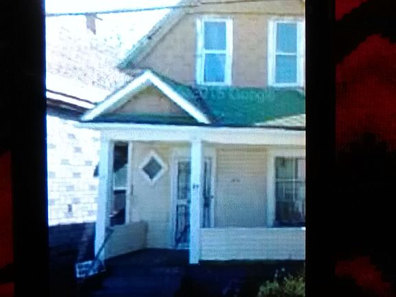 The front of 87 Montana Ave