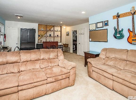 5th image of 8125 268th St