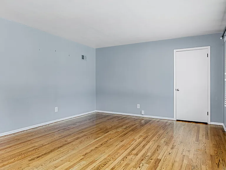 3844 Robert Ave — Photo 3