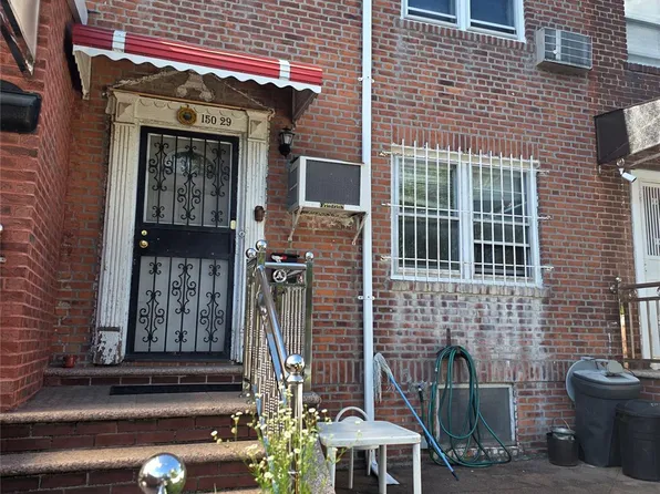 150-29 77 Road, Flushing, NY 11367