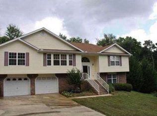 2307 Lyons Ln, Soddy Daisy, TN 37379