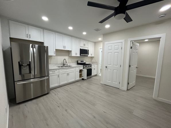 23002 1/2 Dolores St #1/2