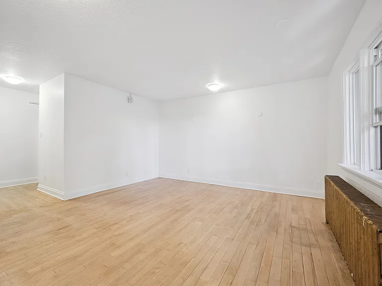 112 Margaret Ave #A11 — Photo 5