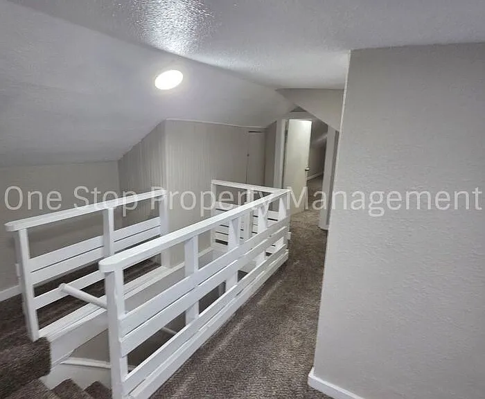 4224 Agnes Ave — Photo 12