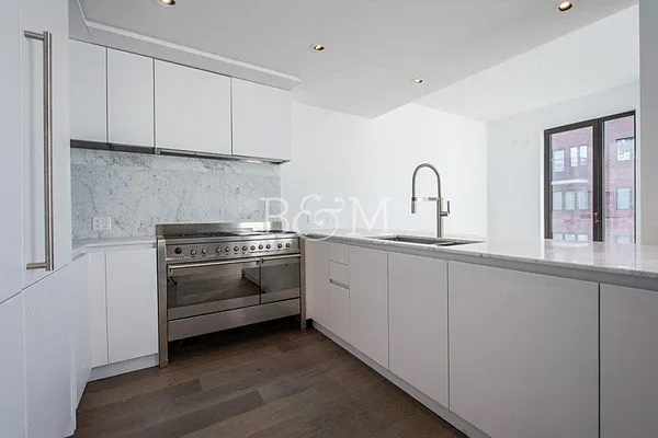 Rented by Brick&Mortar | media 4