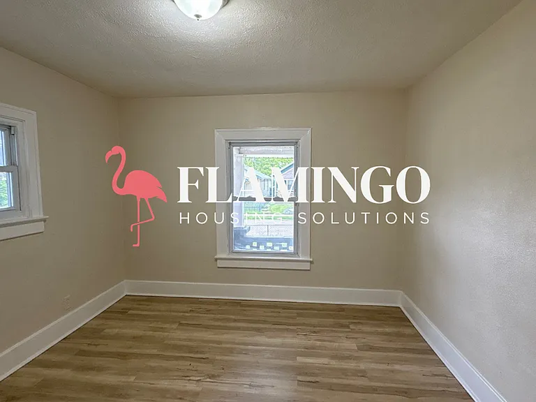 329 Westwood Ave — Photo 10