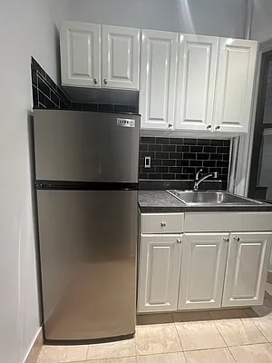 Rented by City Connections Realty | media 25