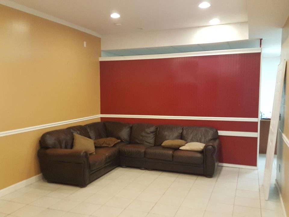 2nd image of 88 Broad St