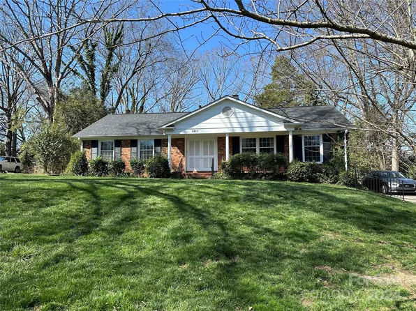 6820 Old Forge Dr, Charlotte, NC 28226