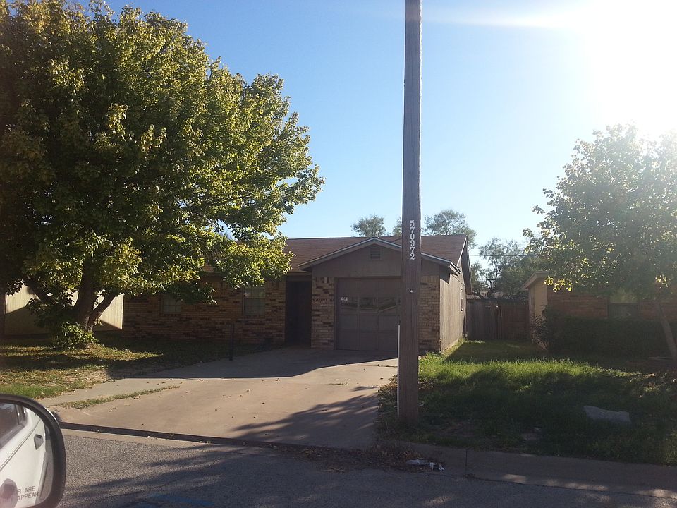 1st image of 1561 Clayton St