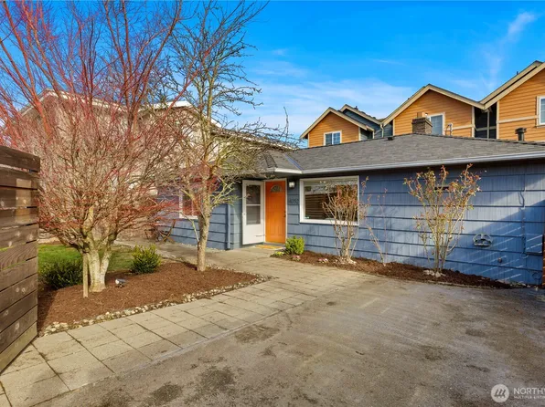 14052 Midvale Avenue N, Seattle, WA 98133