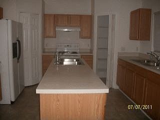 4th image of 60 Pritchard Dr
