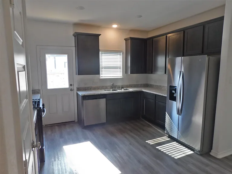 16658 Moss Ln — Photo 16