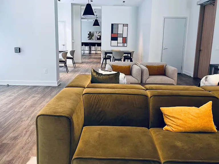 65 Mutual St #704 — Photo 22