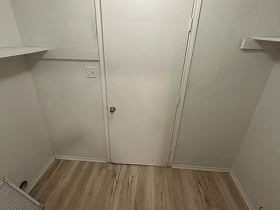 3rd image of 3164 Cross Creek Cir