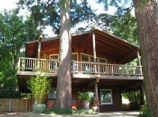 9042 SW 8th Ave, Portland, OR 97219