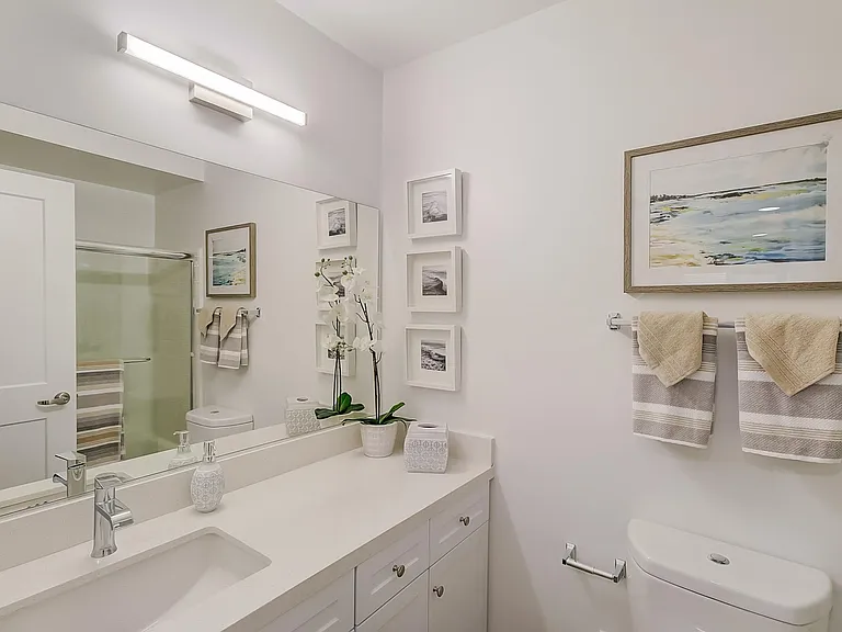 The Kingsley Diplomat Apartments — Photo 20
