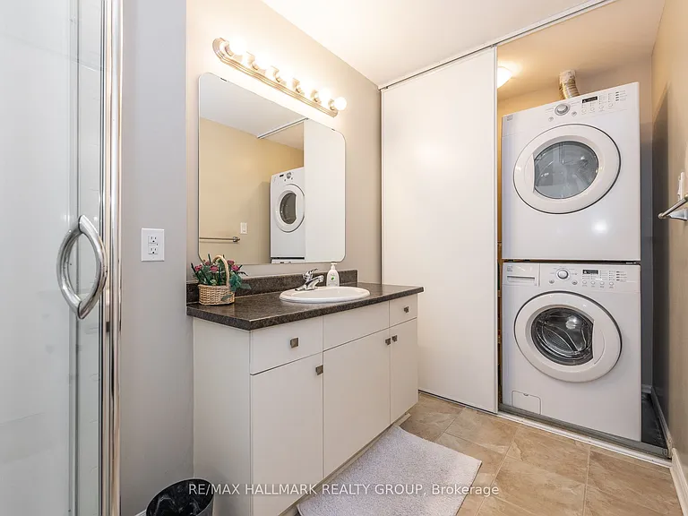 226 Kinghaven Cres — Photo 8