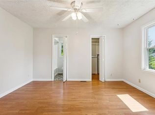 15 Robert Bruce Rd, Poquoson, VA 23662