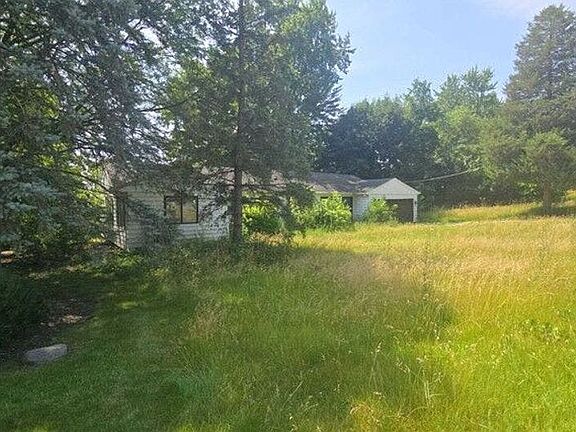 3rd image of 36975 N Nathan Hale Dr