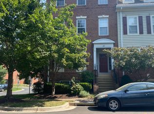 1615B Hunting Creek Dr, Alexandria, VA 22314