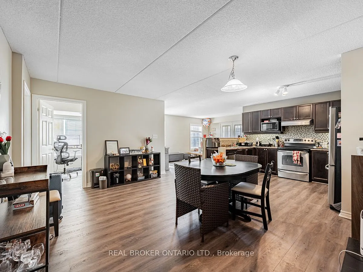 3 bed, $3,300 — Photo 3