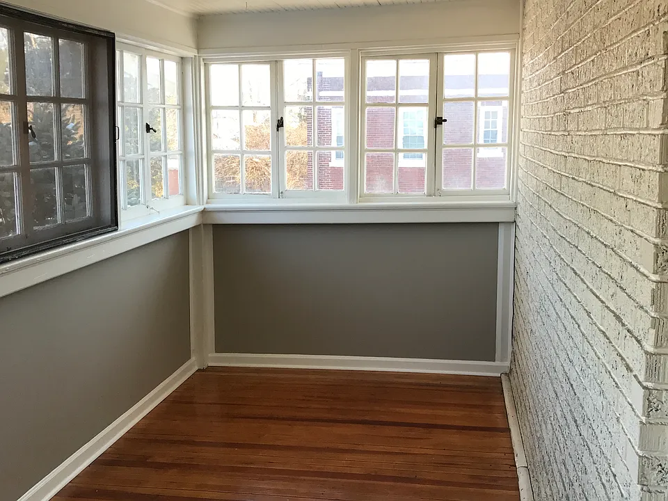 1109 Richmond Rd #2