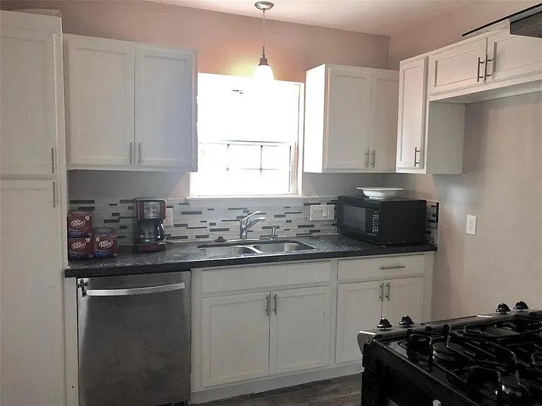 5002 Wayne St — Photo 10