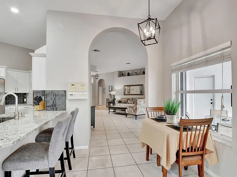 11723 Waterbend Ct — Photo 23
