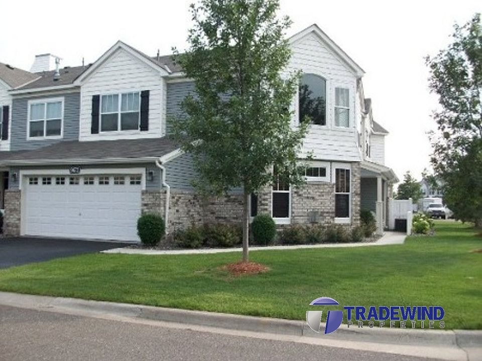 1st image of 9672 Linden Ln N
