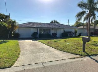 6355 114th St, Seminole, FL 33772