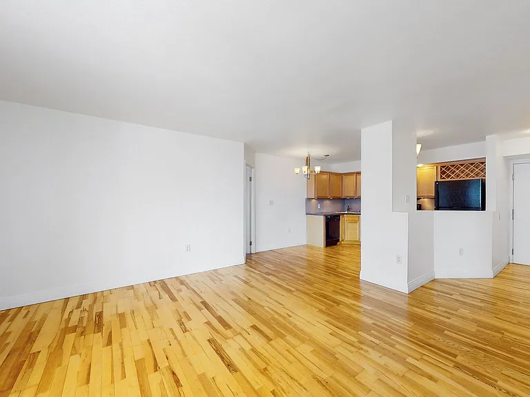 601 W 11th Ave #111 — Photo 6