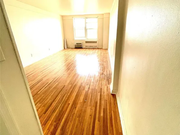 3215 E Olinville #6f, Bronx, NY 10467