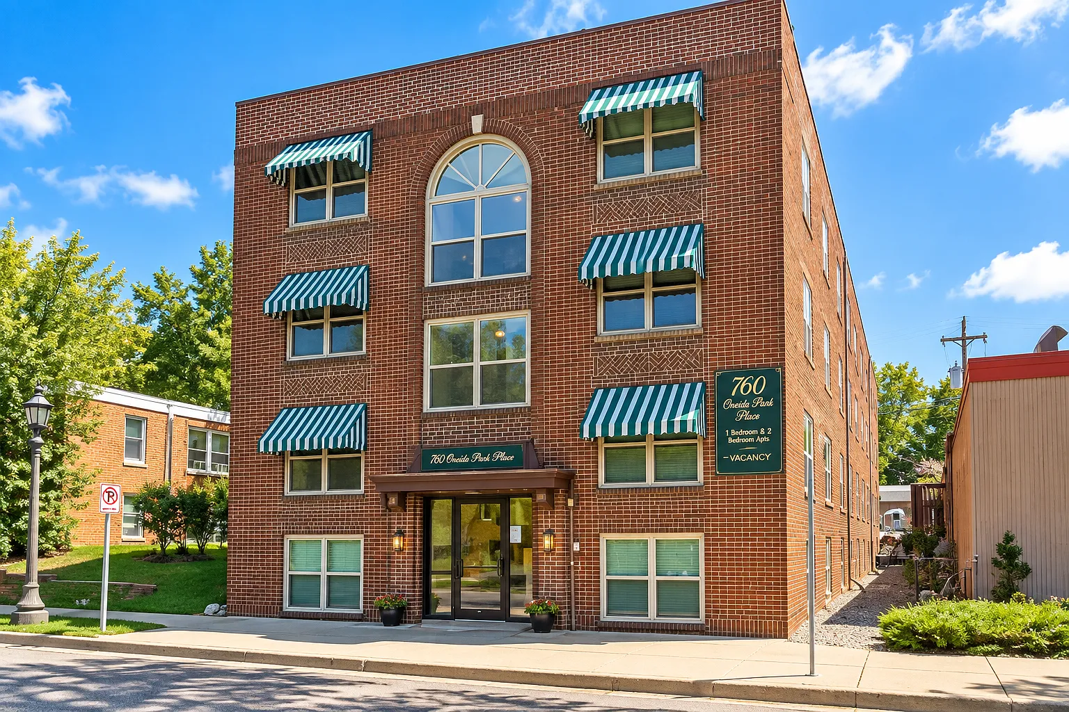 2 bed, $1,295 — Photo 2