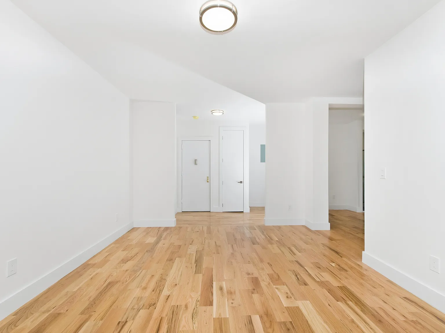 400 Clinton Avenue — Photo 3
