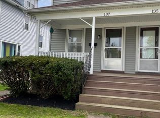 137 Colonial Rd, Rochester, NY 14609