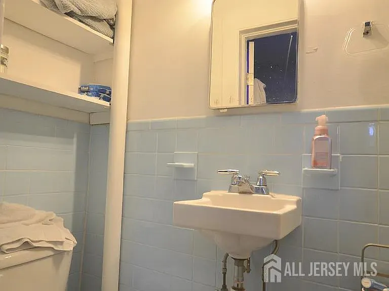 405 N Washington Ave #1 — Photo 5