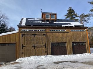 54 Fatherland Dr, Byfield, MA 01922